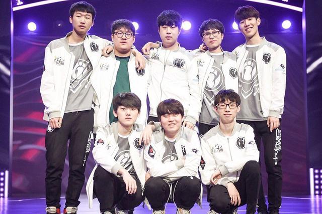 的弹跳高度 的弹跳高度